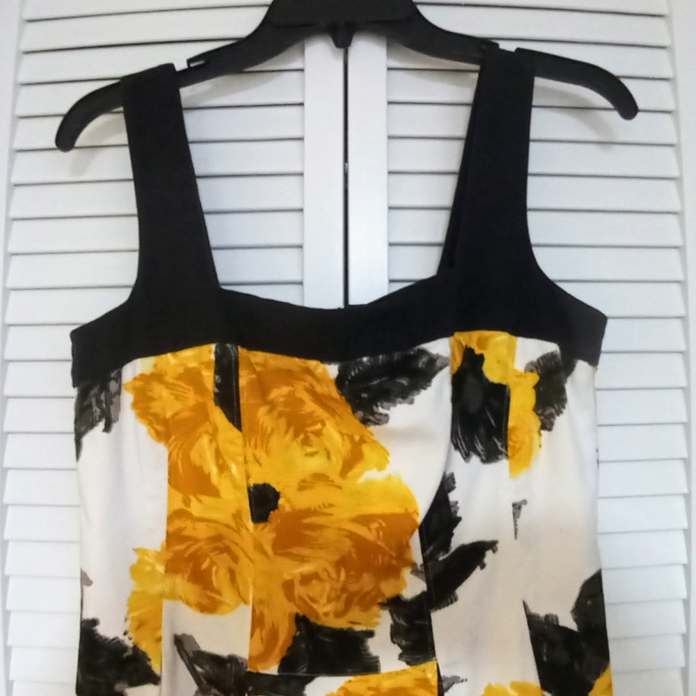Yellow Roses Summer Dress - Picture 2 of 9
